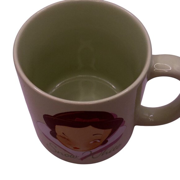 Disney Snow White Ceramic Coffee Mug Cup Winking Face Brains Beauty Charm - Picture 2 of 5